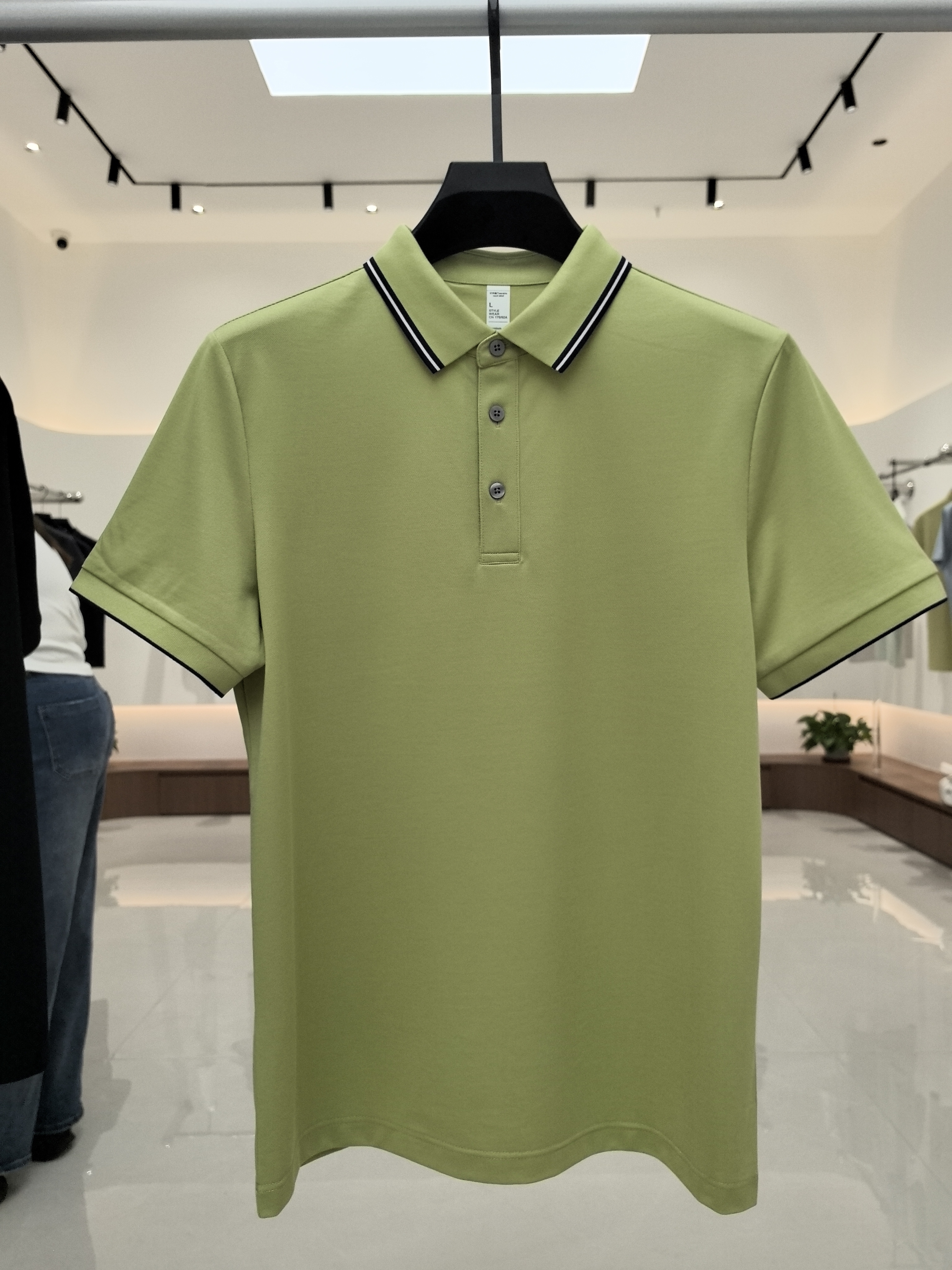 XXD5801 51.4% Polyester 35.7% Cotton 8.3% Modal 4.6% Spandex Short-Sleeved Polo Shirt