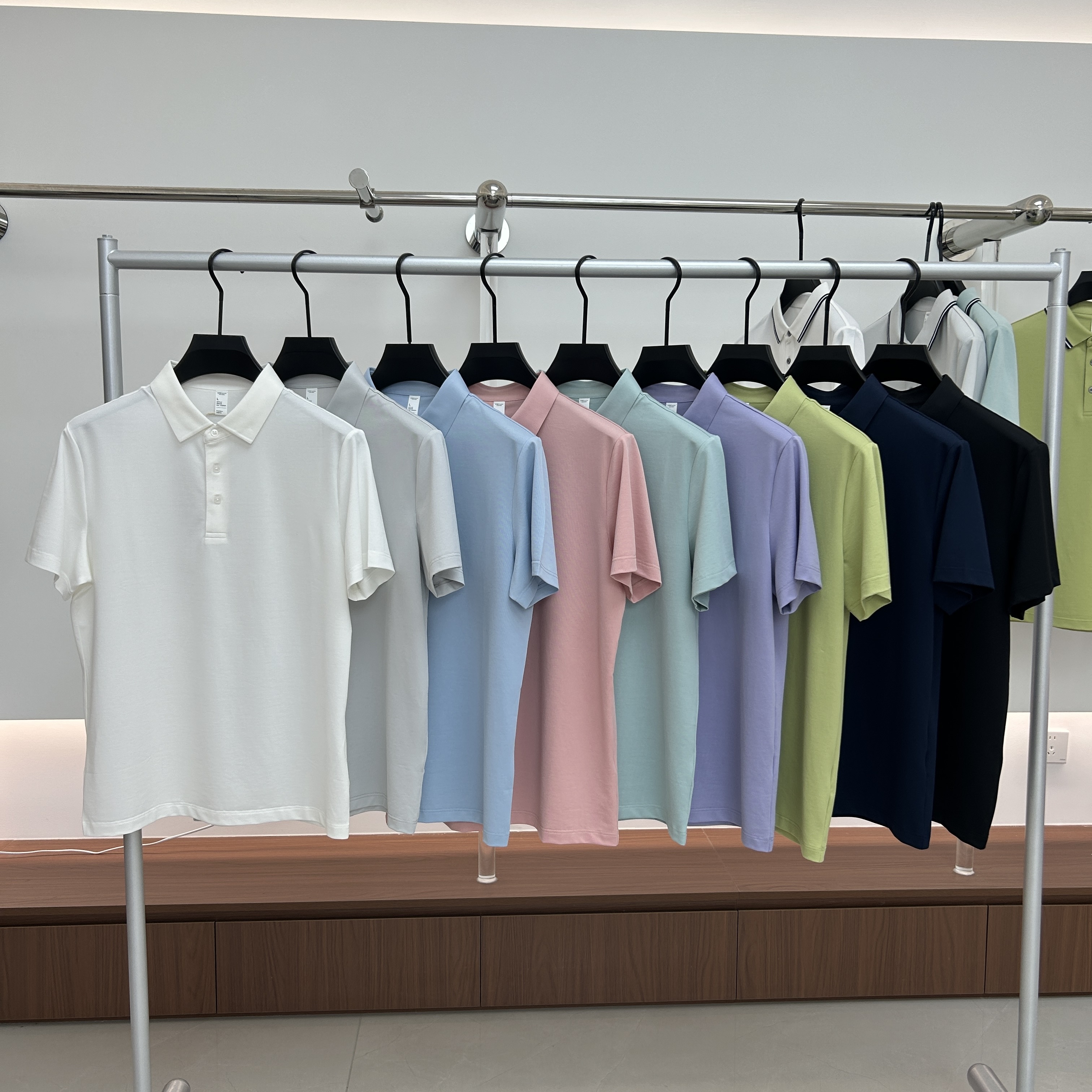 XXD5800 51.4% Polyester 35.7% Cotton 8.3% Modal 4.6% Spandex Short-Sleeved Polo Shirt