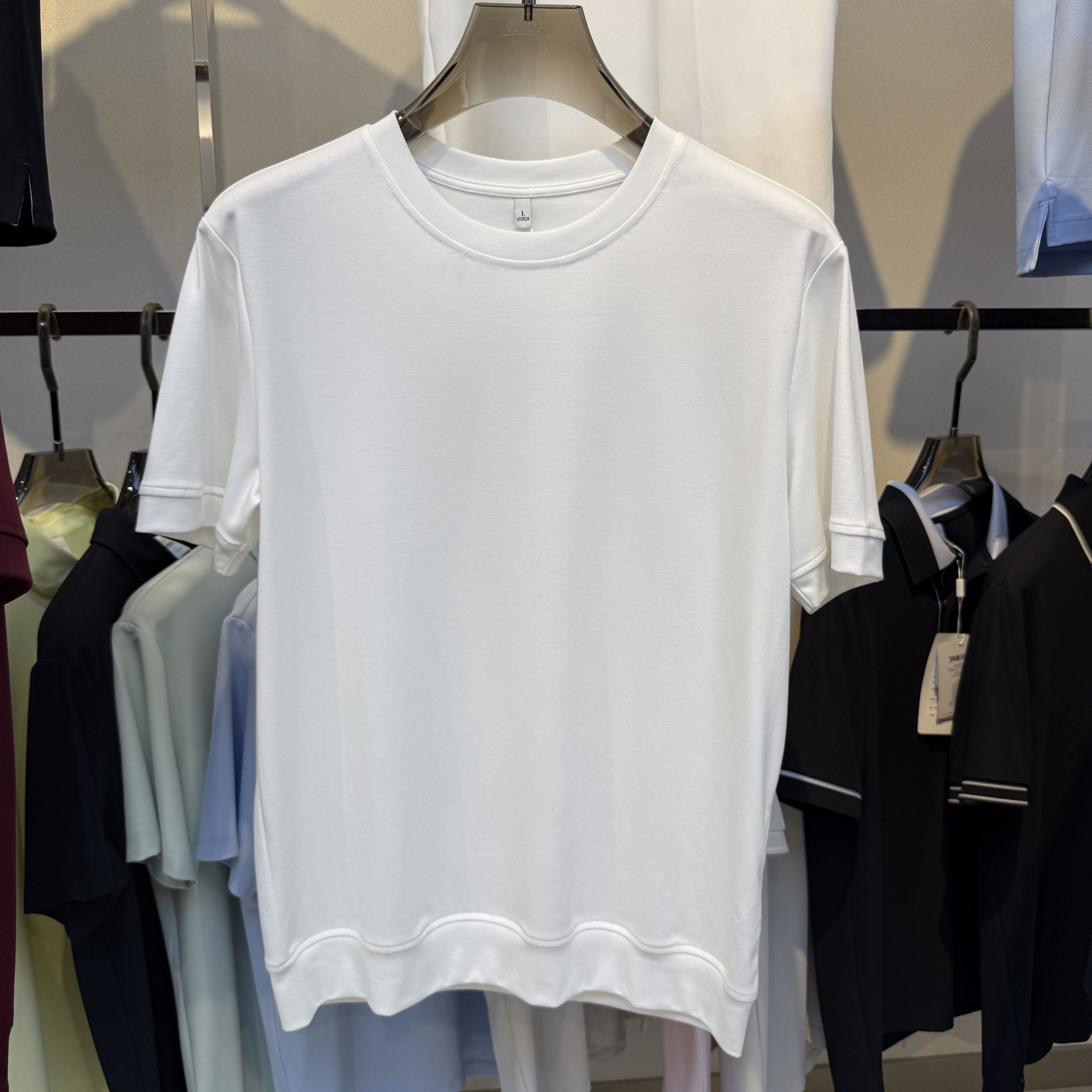 BSW6615 75.9% Cotton  24.1% Polyester T-shirt