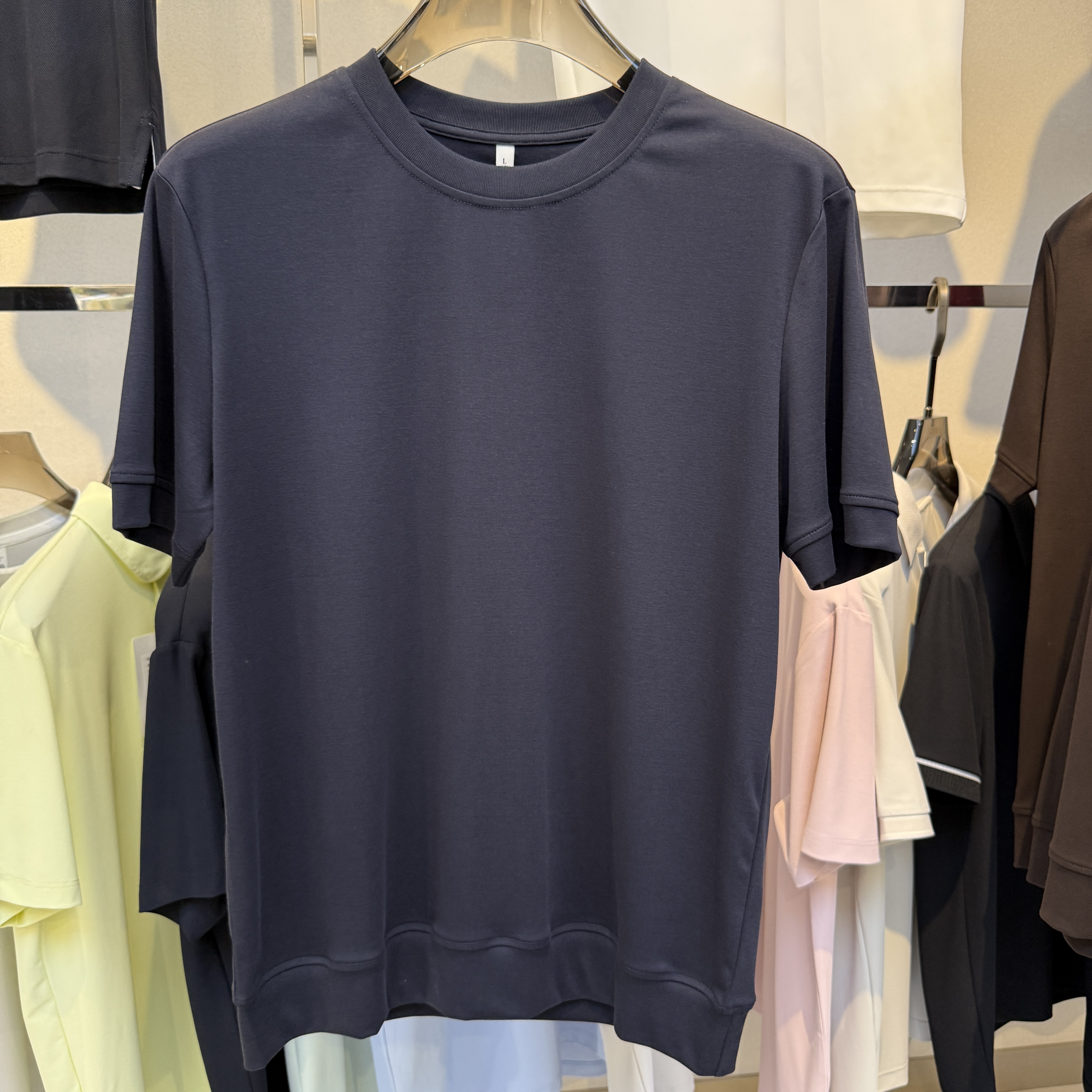 BSW6615 75.9% Cotton  24.1% Polyester T-shirt