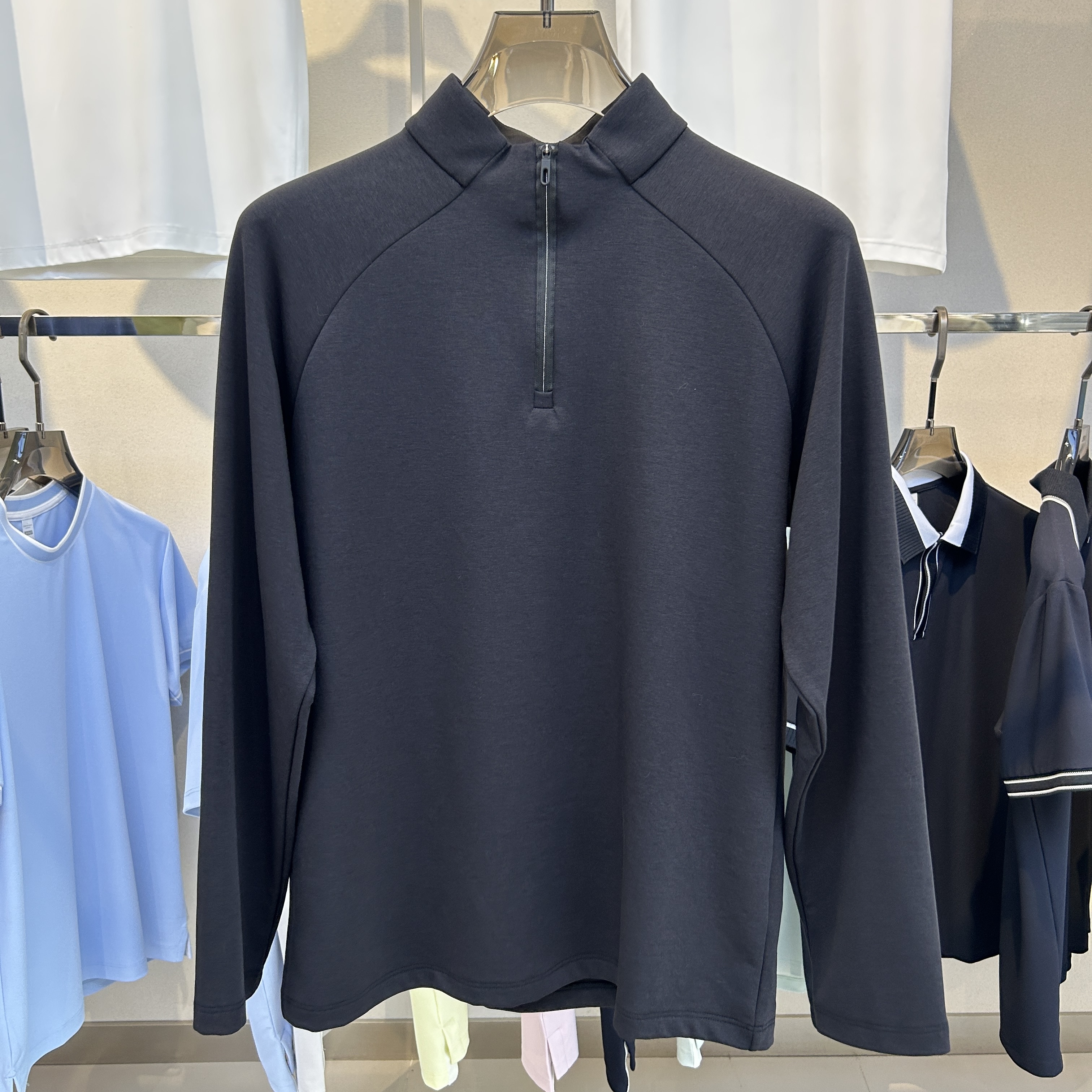 BSW5701 33.1%Cotton, 29.2%Polyester, 24.7%Lyocell, 13%Spandex  Long-Sleeve Polo shirt
