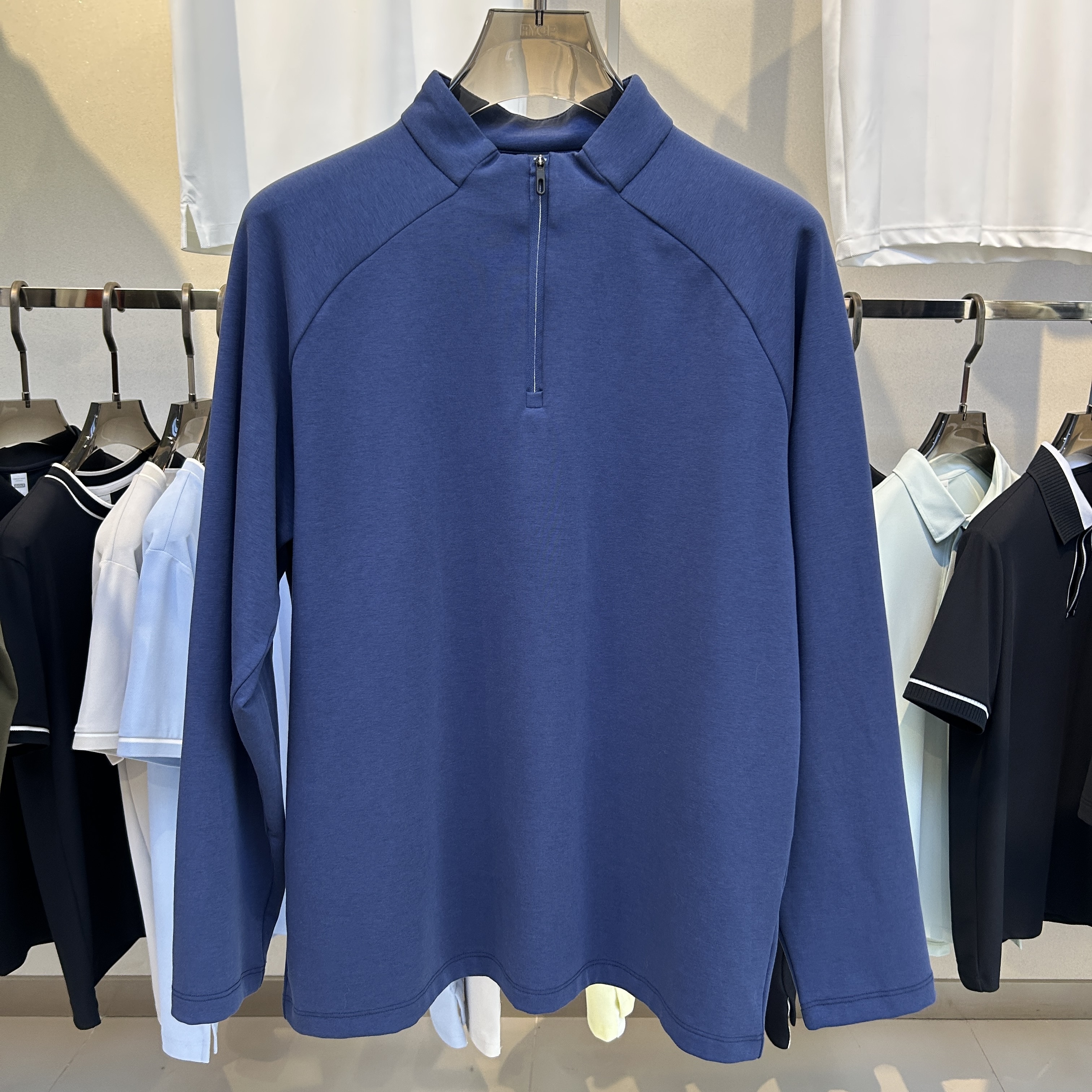 BSW5701 33.1%Cotton, 29.2%Polyester, 24.7%Lyocell, 13%Spandex  Long-Sleeve Polo shirt