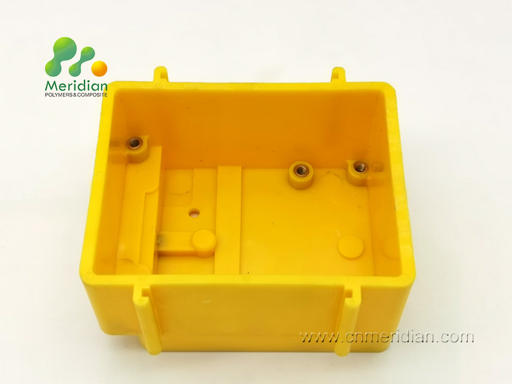 Customized Plastic Metal Inserted Products