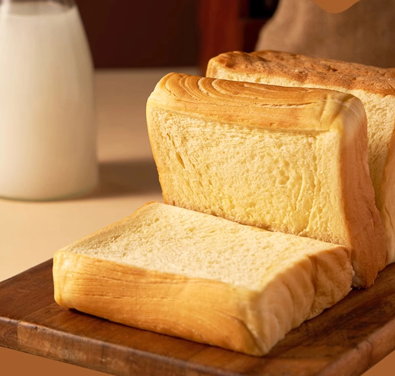 Thick sliced toast line detail showing the product arrangement area