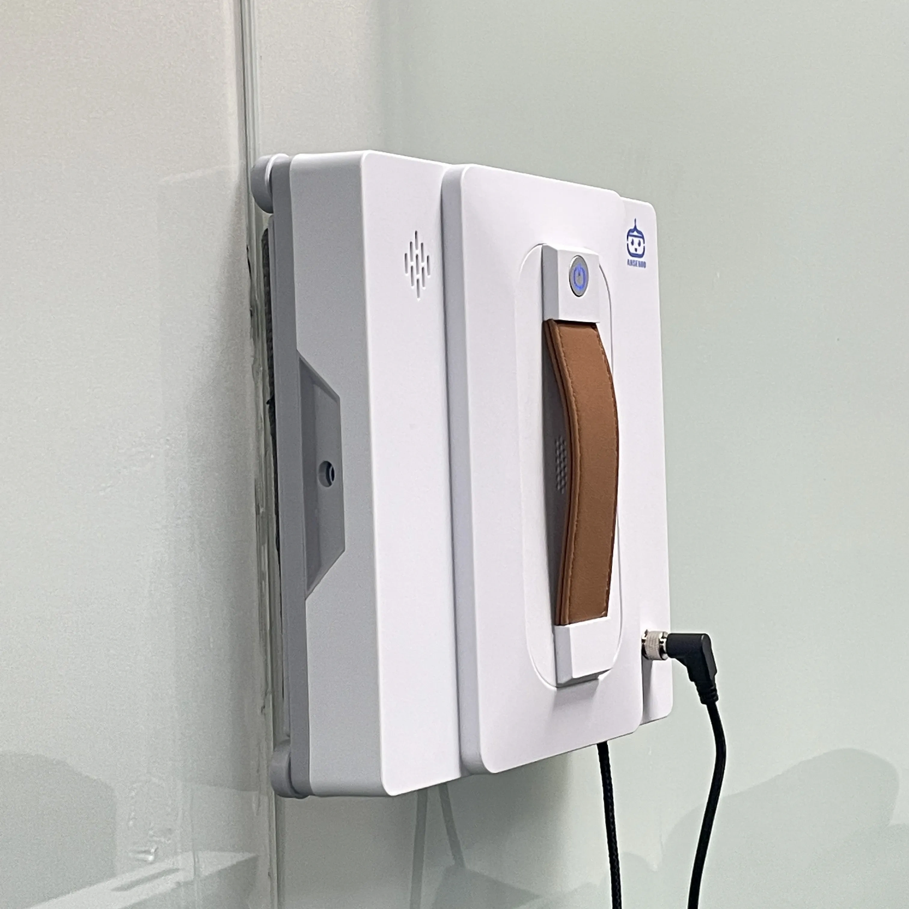 Electric Window Vacuum Cleaner New Arrival Automatic spray Window cleaning robot vacuum cleaner