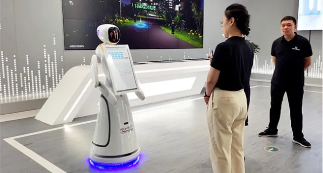 Anseboo Humanoid Reception Robot 21.5 inches Screen Greeting and Guiding Service Robot
