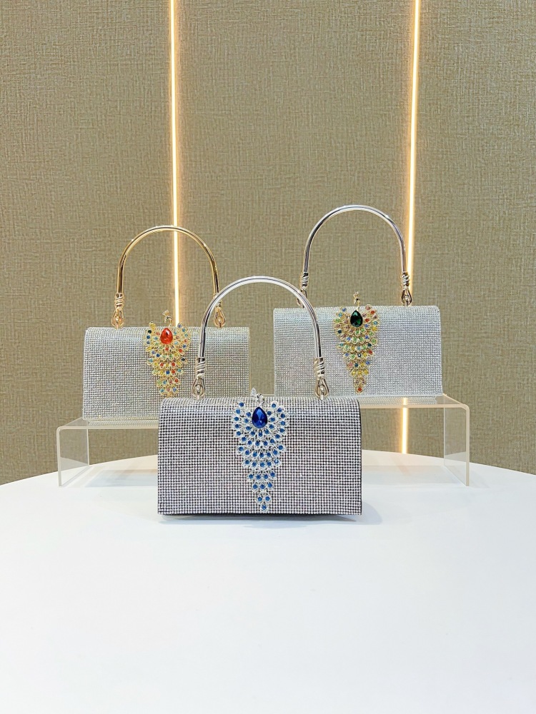 New cross-border diamond-studded evening bag - luxurious handbag for women, fashionable banquet handbag for women, dress-up evening gown cross-body bag