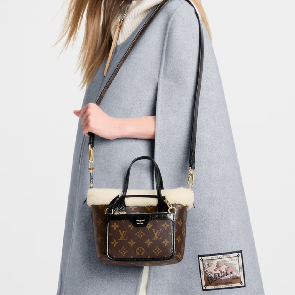 Neverfull Bandoulière Inside Out BB (REVERSIBLE)