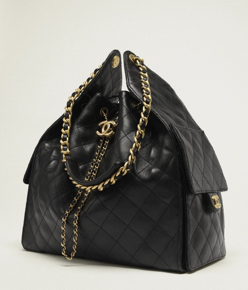 CHANEL 25 Medium Handbag