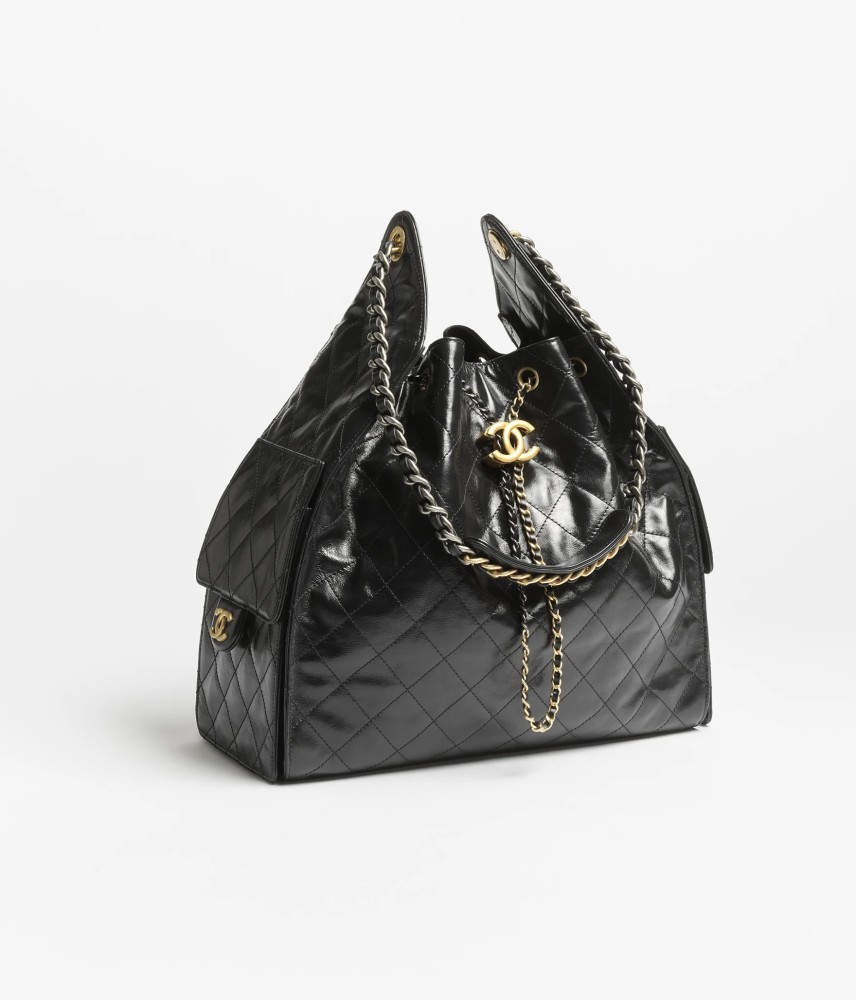 CHANEL 25 Medium Handbag