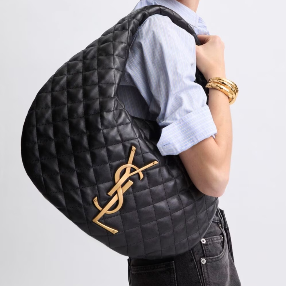 ICARE HOBO IN QUILTED NAPPA