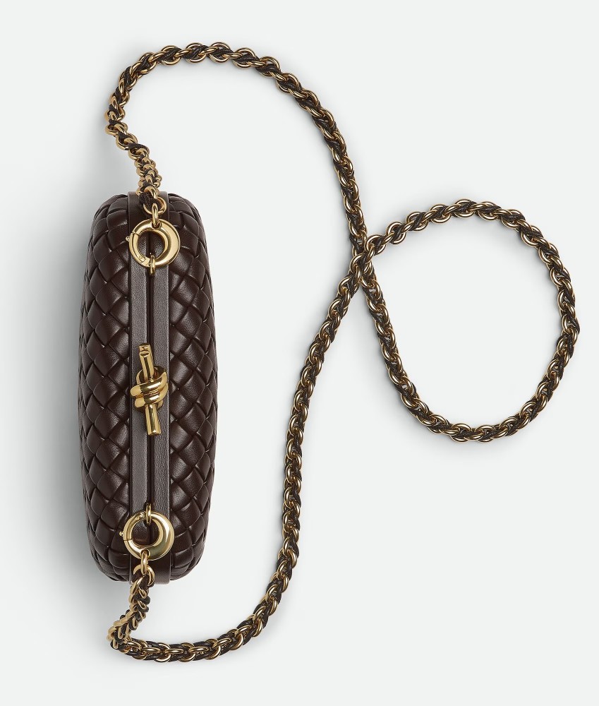 Knot Chain