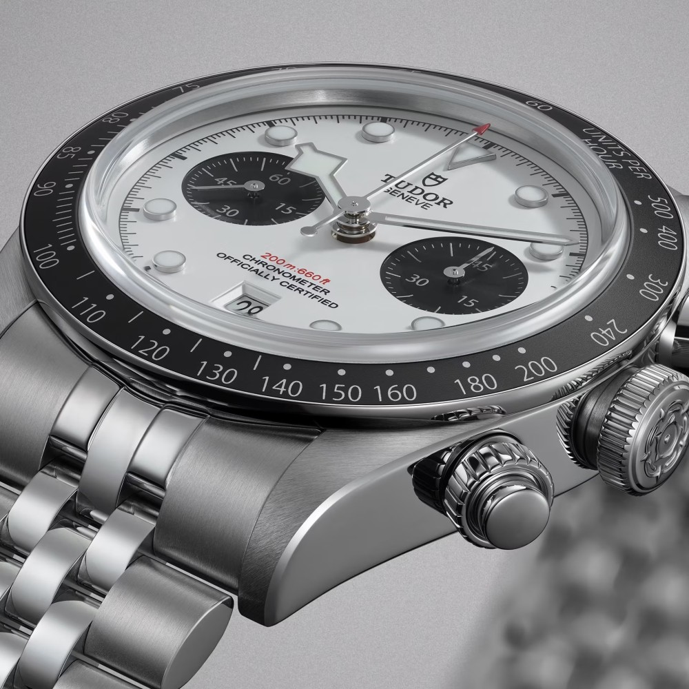 Black Bay Chrono