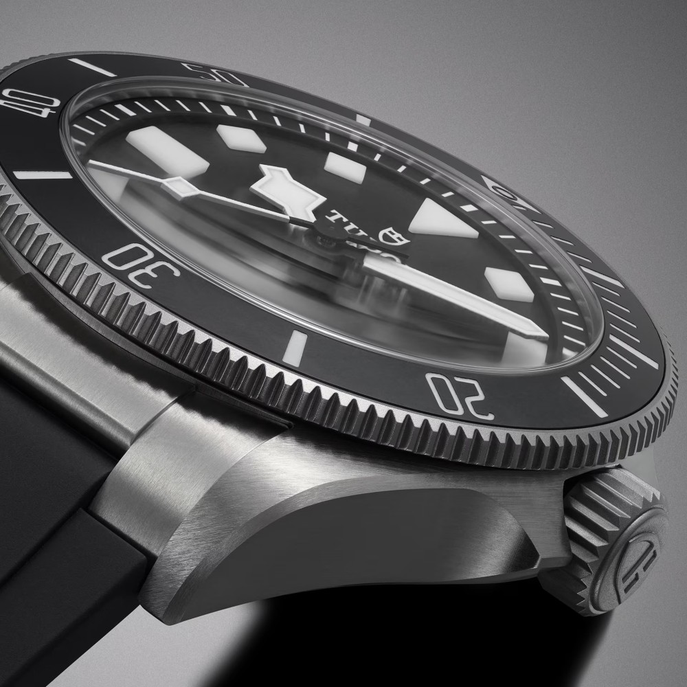 Pelagos Ultra
