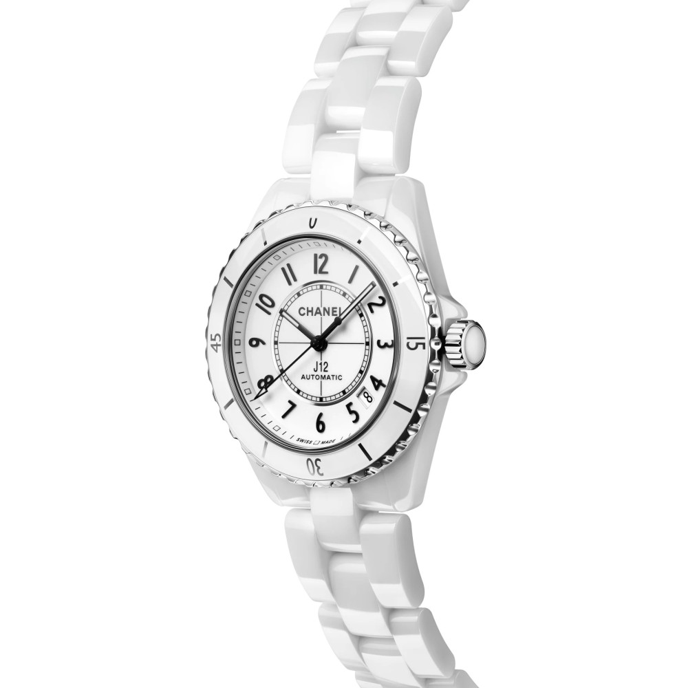 J12 Caliber 12.1 38 mm watch