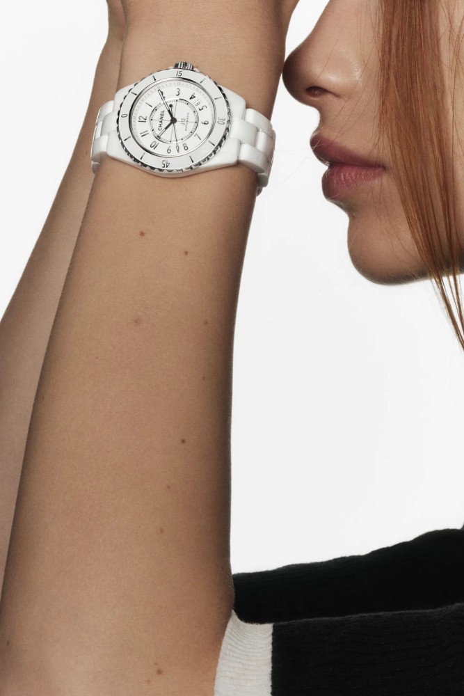 J12 Caliber 12.1 38 mm watch