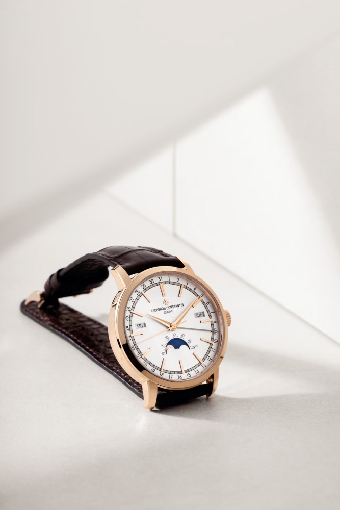Traditionnelle Complete Calendar