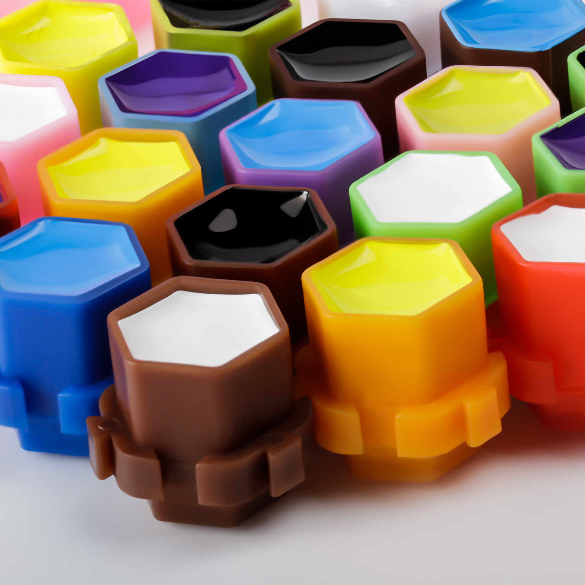 200pcs Honeycomb Tattoo Ink Cups Disposable Plastic Pigment Holder Cups
