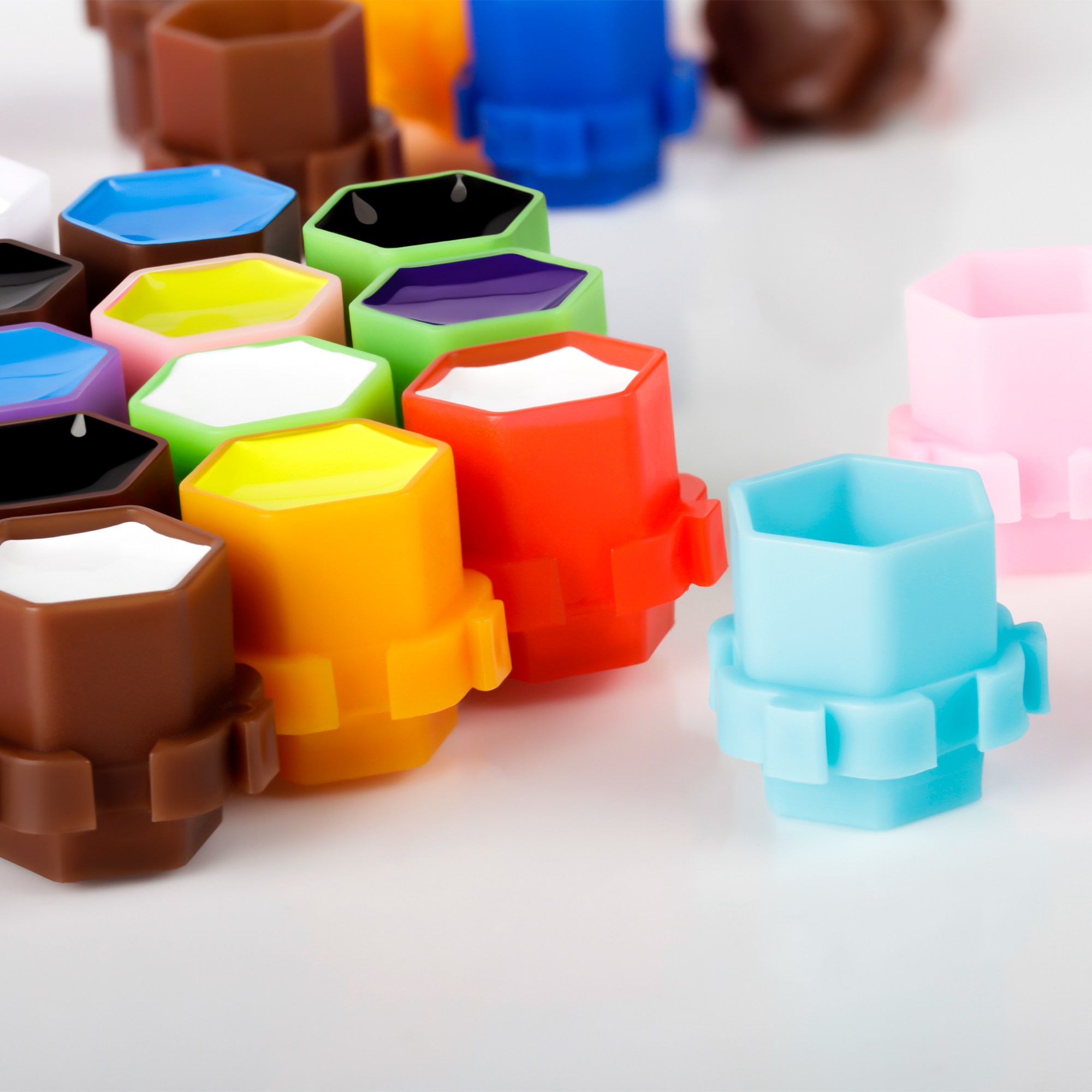 200pcs Honeycomb Tattoo Ink Cups Disposable Plastic Pigment Holder Cups