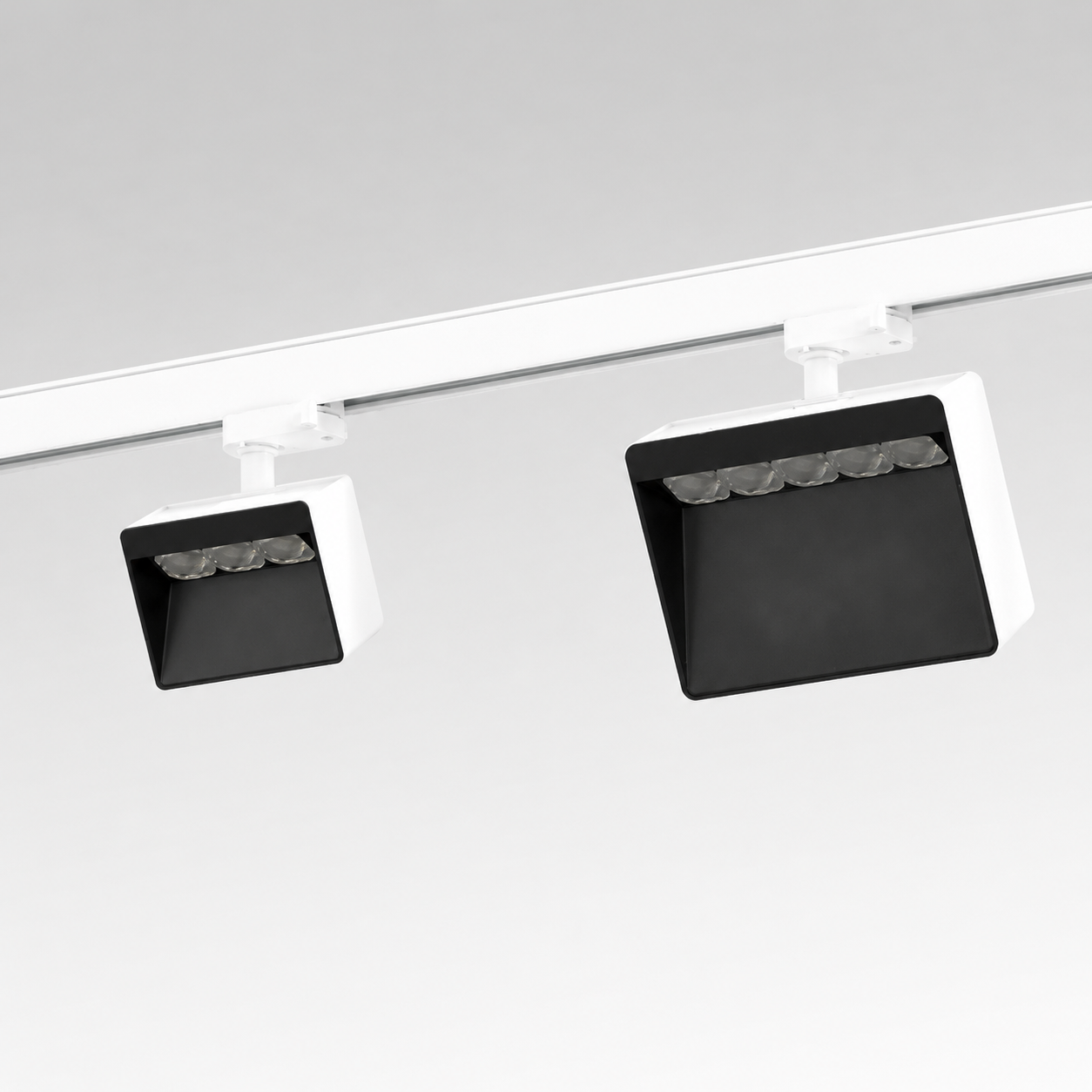 PG Series Asymmetric LED Track Wall Washer
