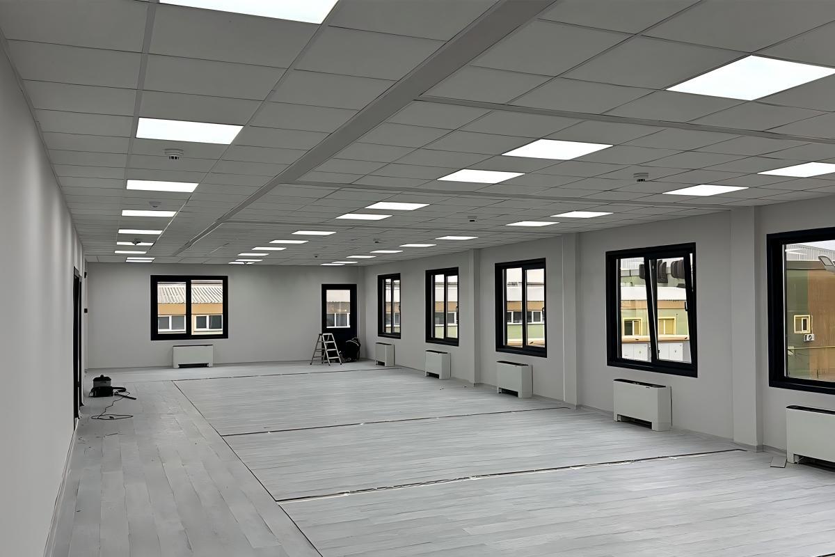 Prefabricated Office 840 m²