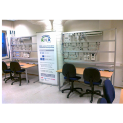 Тренажер по автоматизации зданий. Дидактическое оборудование для обучения по автоматизации зданий. Оборудование для профессионального обучения.