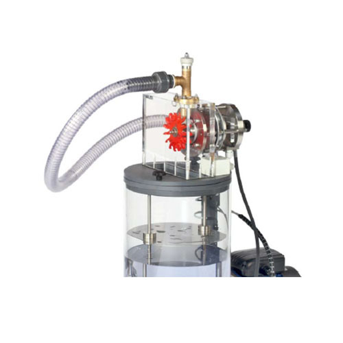 Expériences avec une turbine Pelton ; matériel de formation en ingénierie des fluides ; matériel pédagogique ; matériel didactique