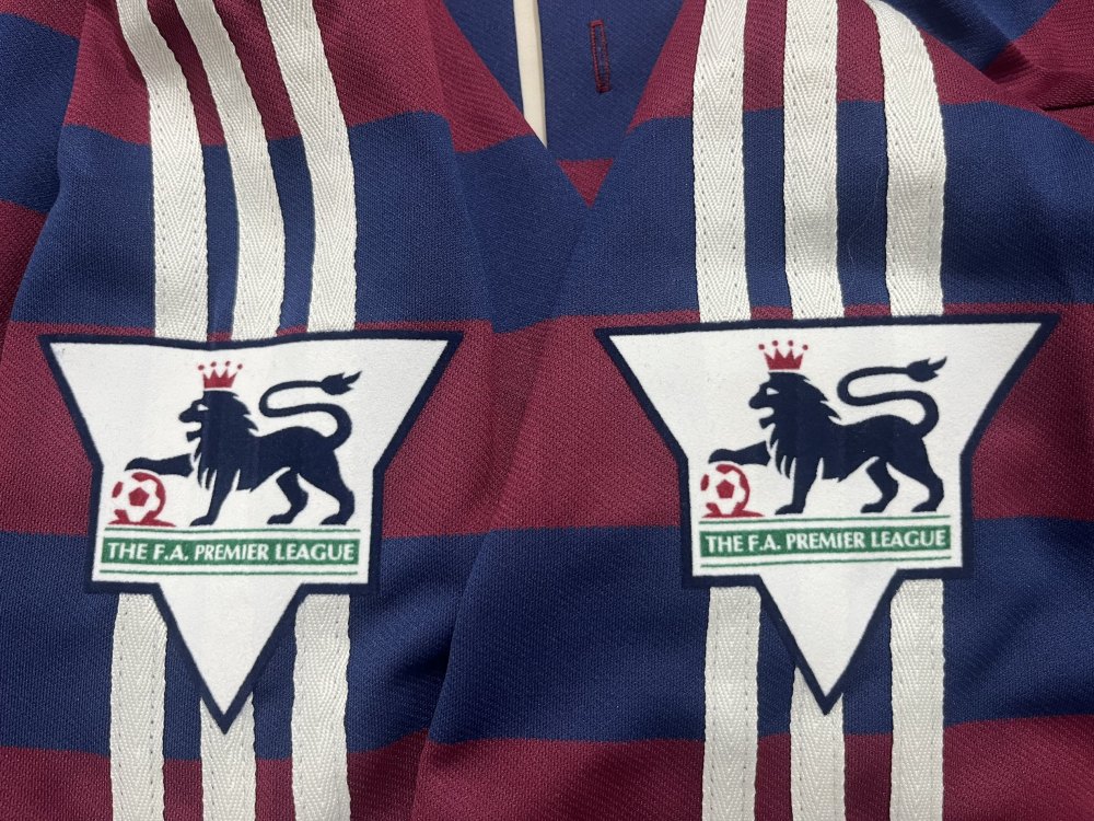 1995/97 Newcastle United Retro Jersey  Away