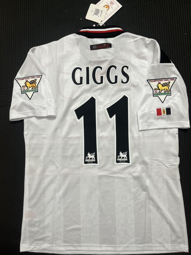 1998/99 Manchester United Retro Away Jersey