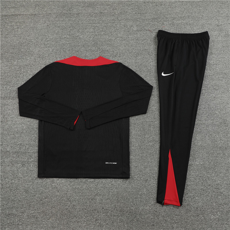 2425 Liverpool Black Winter Long Sleeve Training Suit Adult Size [Player Version]