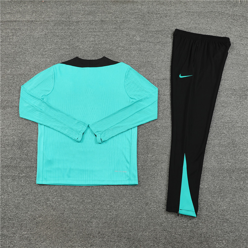 2425 Liverpool Light Gray Winter Long Sleeve Training Suit Adult Size [Player Version]