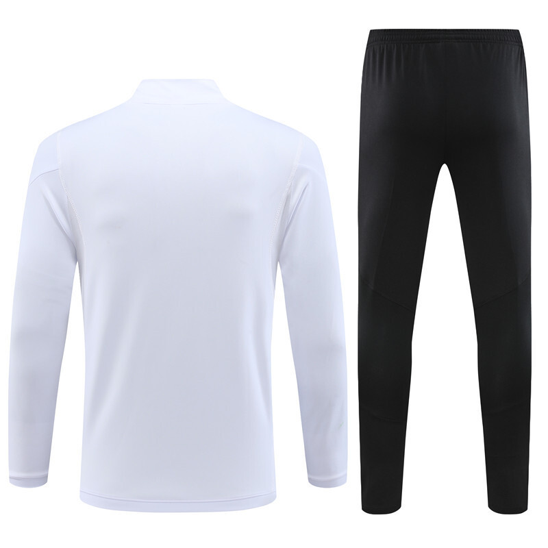 23/24 Manchester United White Winter Long Sleeve Training Suit Adult Size