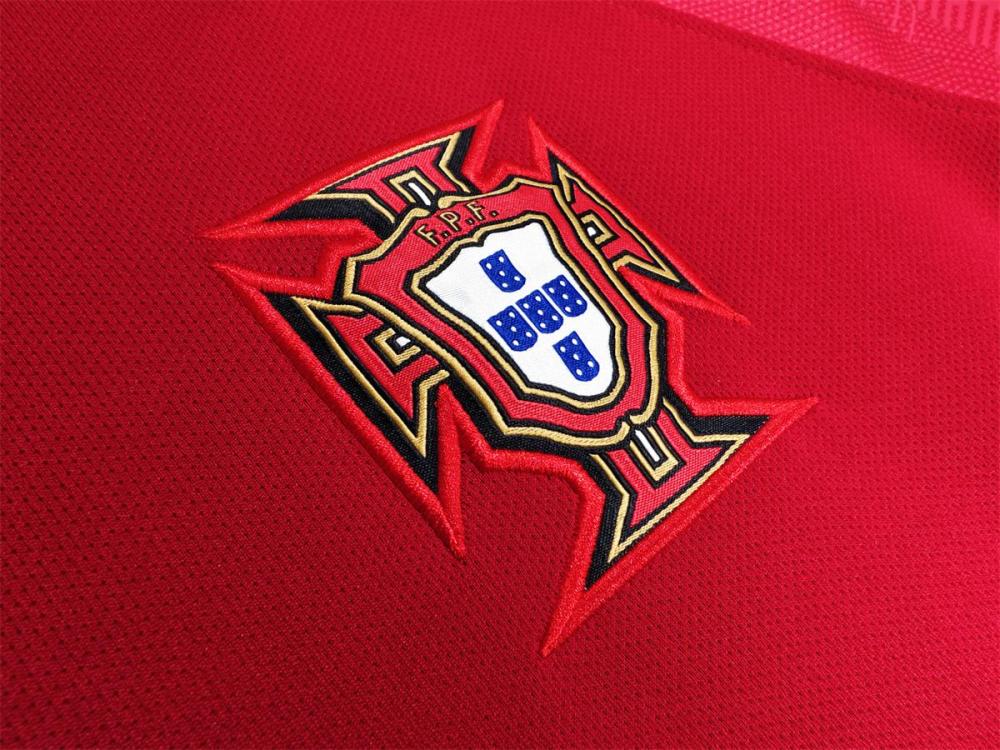 2018 World Cup National Team Portugal Home Long-sleeved Jersey