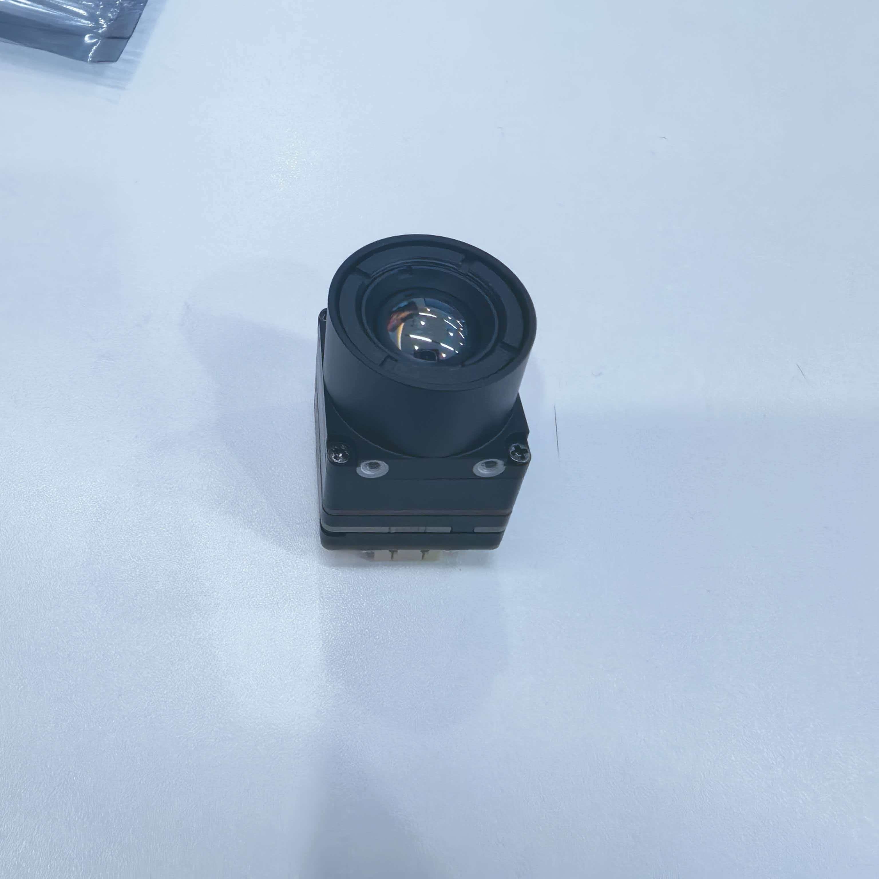 XH‑SC640 观测型非制冷红外热成像模组 640×512 60Hz 高帧率 8μm 探测器,XH-Nexus,XH-SC640 非制冷热成像模块 640×512 60Hz 8μm 红外核心