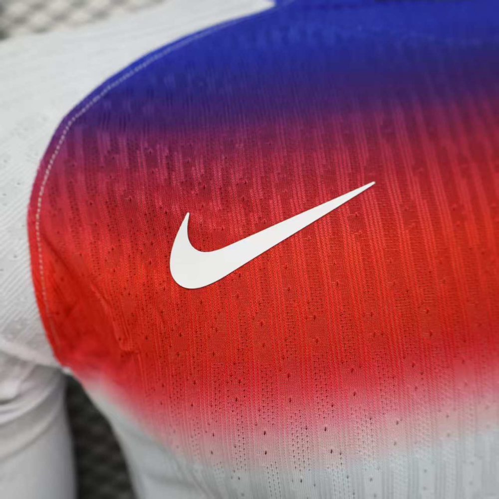 2025-2026 England World Cup Home Long Sleeve Soccer jersey Player version 1:1  China Quality