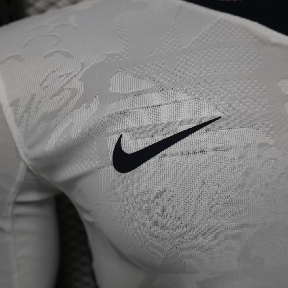 2025-2026 England World Cup Home Long Sleeve Soccer jersey Player version 1:1  China Quality