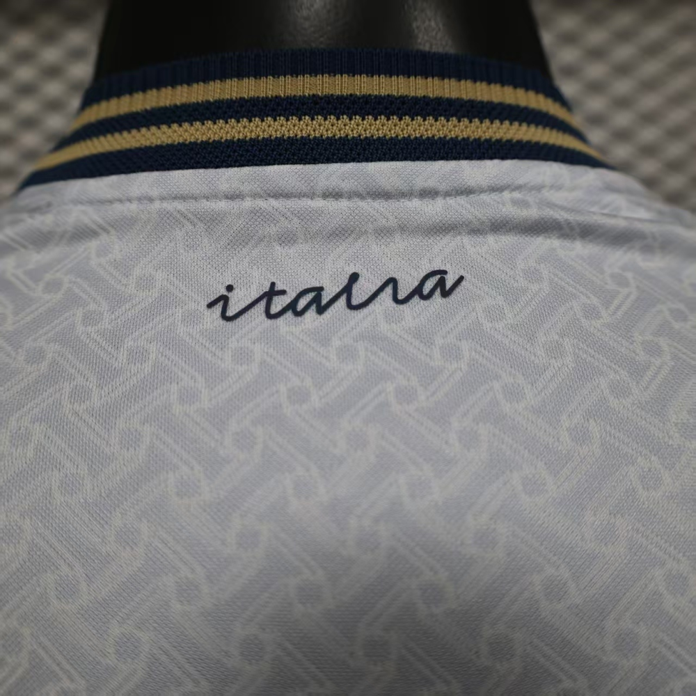 2026 World Cup Italy Away Football jersey Player edition 1:1  China Quality