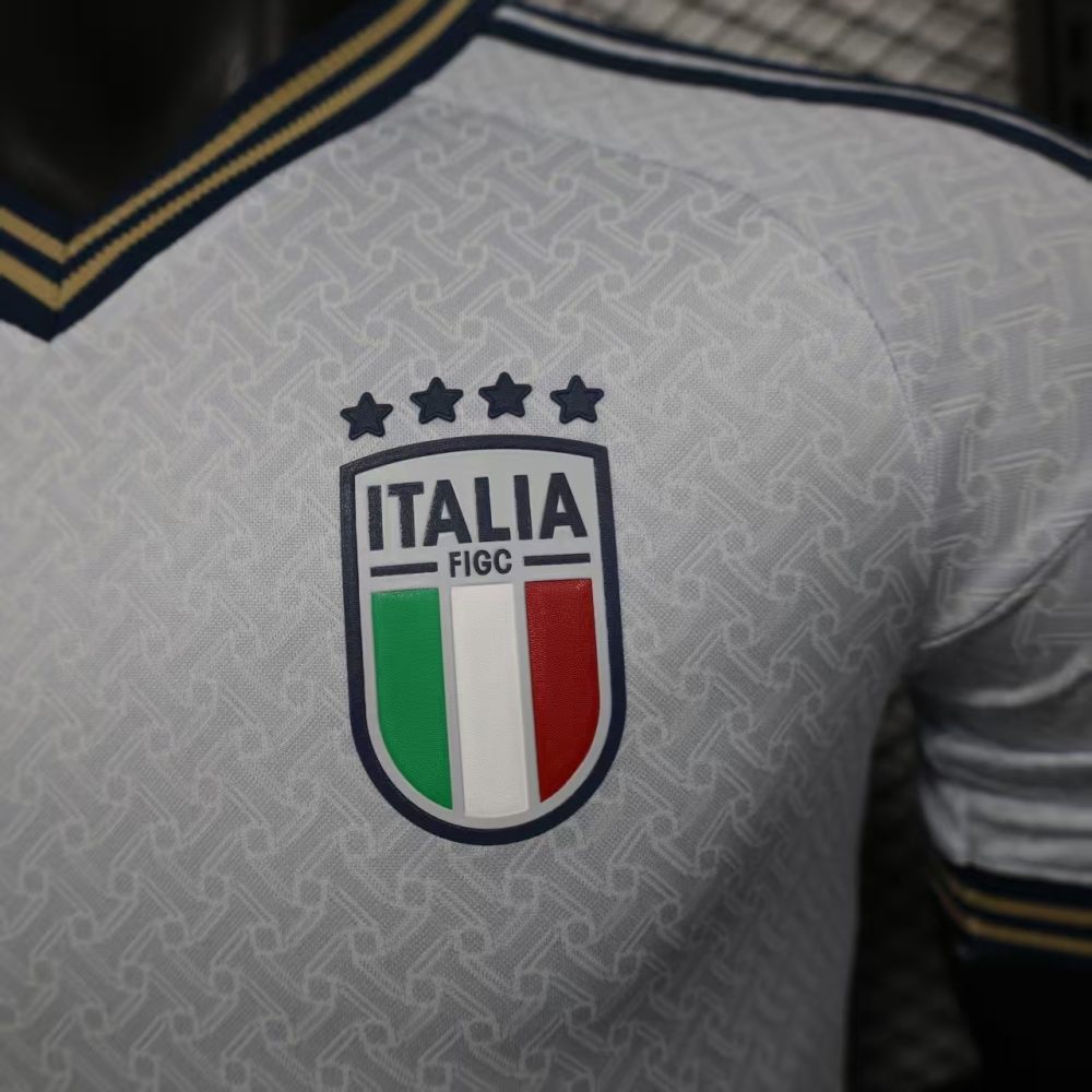 2026 World Cup Italy Away Football jersey Player edition 1:1  China Quality