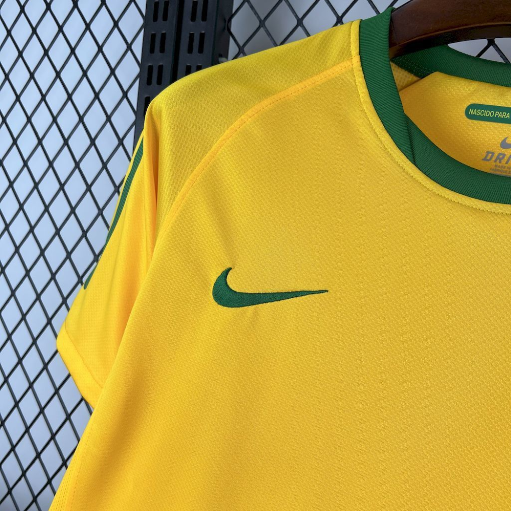 2010 Brazil Retro Home Football jersey Fan edition 1:1 China Quality