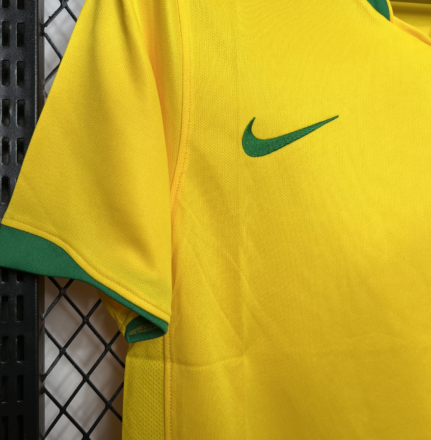 2006 Brazil Retro Home Football jersey Fan edition 1:1 China Quality