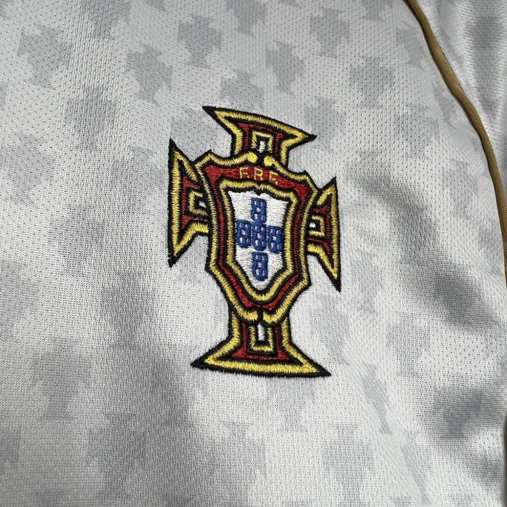 2004 Portugal Retro Away Football jersey Fan edition 1:1 China Quality