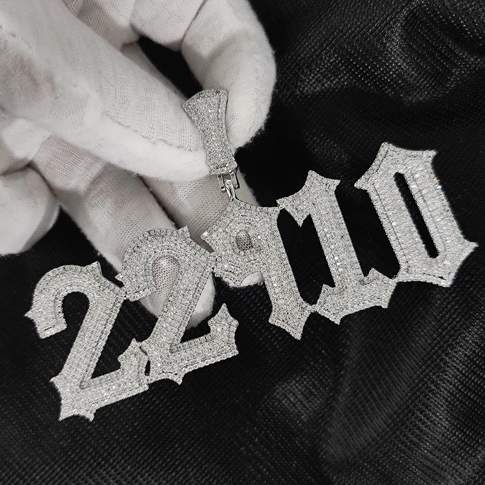 Custom New Charm Initial/Number Personalized Pendant 18k Gold Plated Bling Iced Out CZ Old English Name Plate Pendant  ﻿