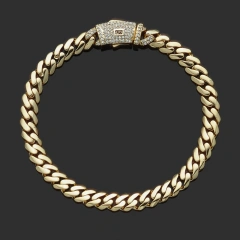 Light Yellow Gold Color
