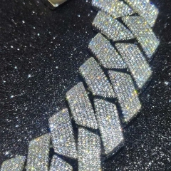 Light Yellow Gold Color