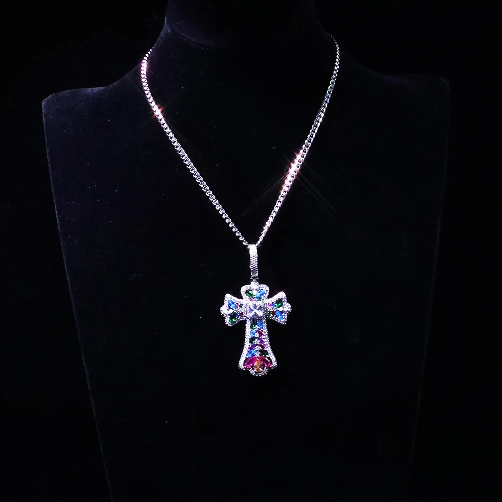 ESKEEM Custom Colorful Cross Pendant Large Baguette CZ Diamond Iced Out Charm Pendant Hip Hop Jewelry DropShipping Men Women