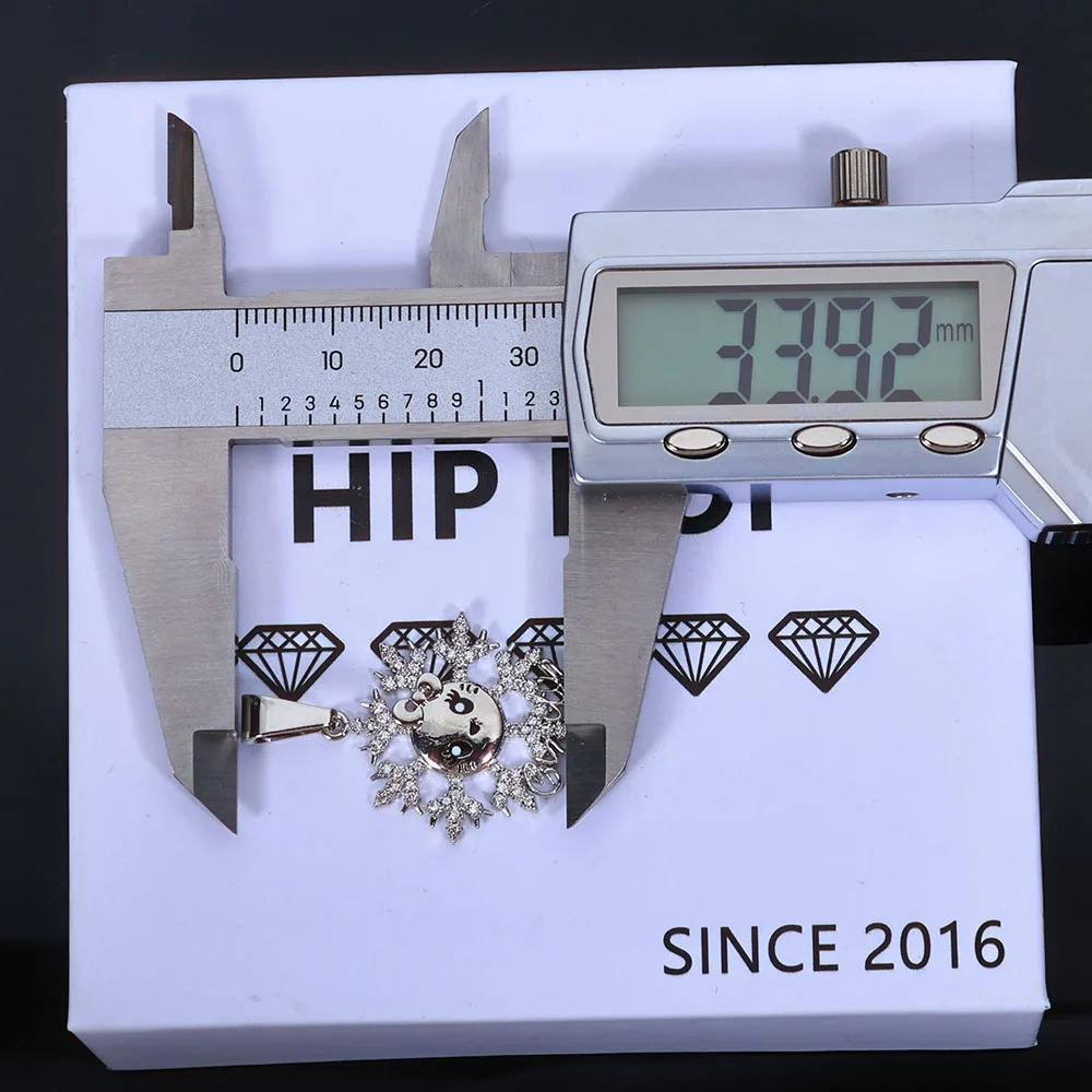 ESKEEM New Arrive Silver Plated Snowflake Smiling Face Pendant for Women Christmas Gift Cubic Zirconia Fashion Party Jewelry