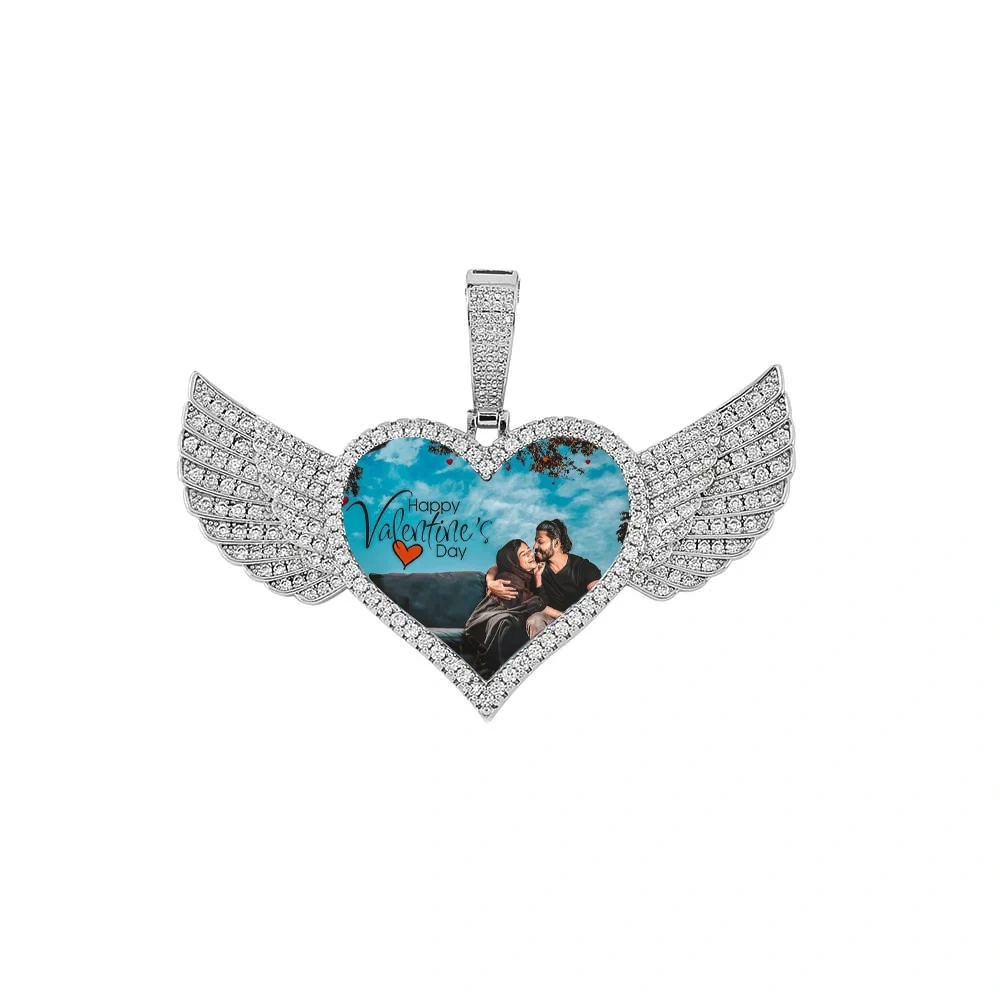 Customized Heart Photo Necklace Men and Women Hip Hop Personalized Wing heart Picture Pendant Iced Charm Free Custom Logo