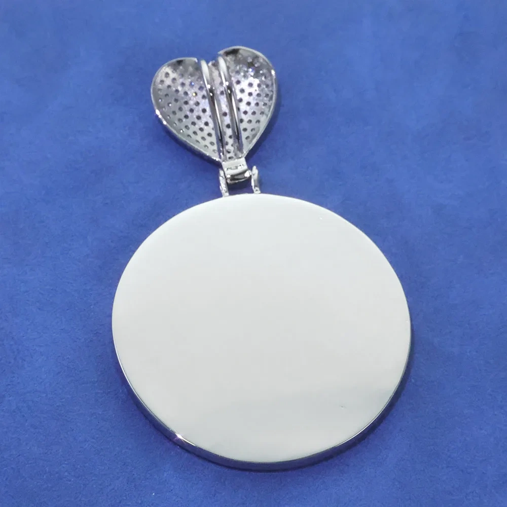 Custom 35/45mm Circle Chain Medal Disc Photo Pendant With Heart Clasp Memory Picture Pendant Engrave Name HipHop Fashion Jewelry