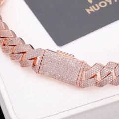 Light Yellow Gold Color