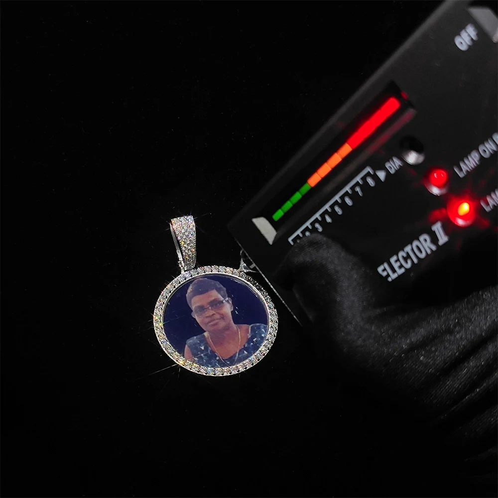 26mm/35mm/45mm Custom Photo S925 Personalized Pendants VVS Moissanite Pass Test Bling Diamond Necklaces Women Men Jewelry Gift